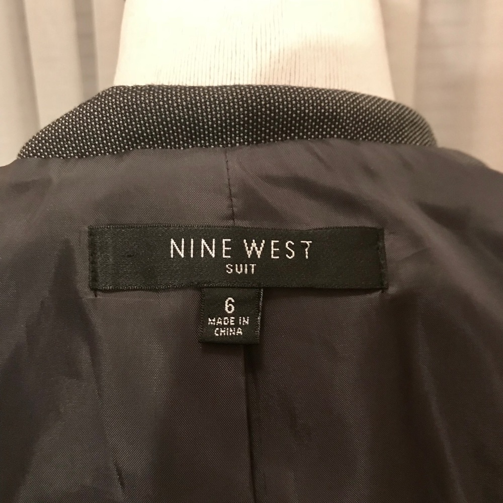 NINE WEST button down blouse - Picture 5 of 5